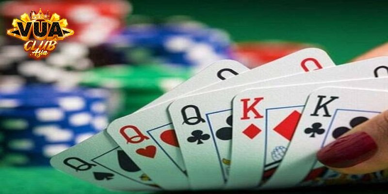 Kinh nghiệm đánh Phỏm thắng lớn