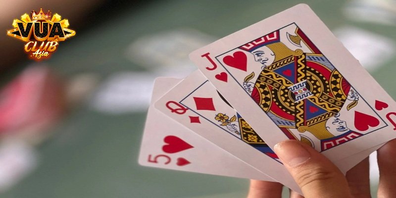 Tìm hiểu Xì dách Vuaclub